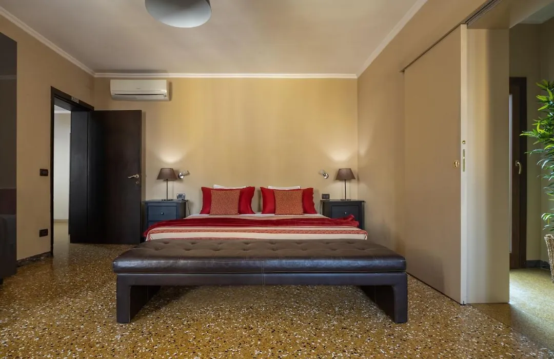 Centrale Venice Apartments - San Marco 3 Apartments-1