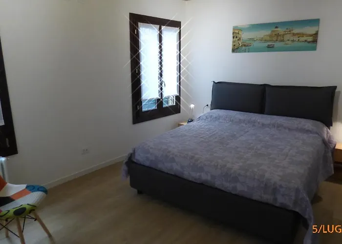 Casa Moderna A Due Passi Da Rialto